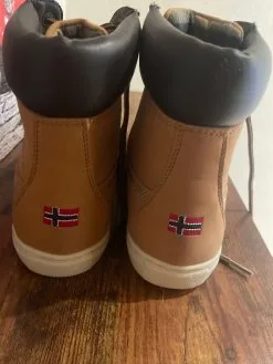 Helly Hansen Polyvalentes 6 Helly Hansen Polyvalentes -Planche à Ski Soldes Boutique 3 17