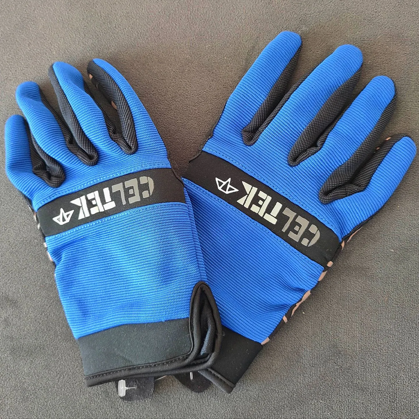 AUTRE Polyvalent 4 AUTRE Polyvalent – Image 4