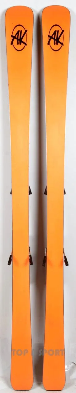 AK ORANGE - Skis D'occasion -Planche à Ski Soldes Boutique ak orange skis doccasion 6a871456 0bf1 4204 af28 7e1752a852b2 1600x scaled