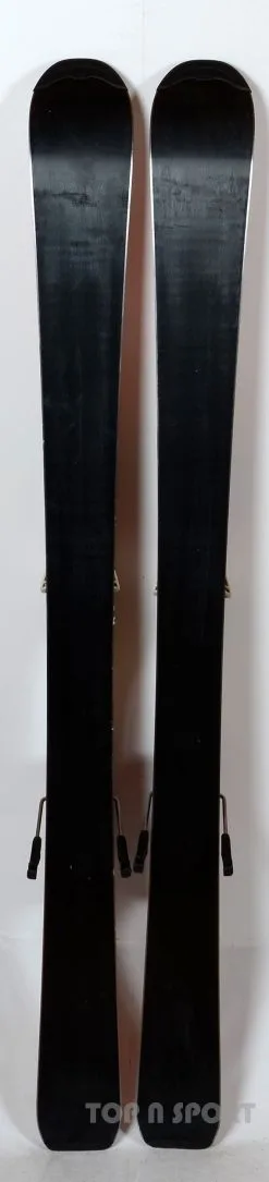 Atomic REDSTER JUNIOR - Skis D'occasion Junior -Planche à Ski Soldes Boutique atomic redster junior skis doccasion junior e86f6311 7650 444f 9c00 b55a0bd3a8a3 1600x