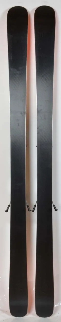 VÖLKL Völkl ALLEY Red - Skis D'occasion -Planche à Ski Soldes Boutique volkl alley red skis doccasion ec1e6b1a 7222 4744 a1d5 bb23c3503ae4 1600x scaled